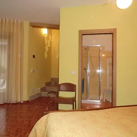 Отель Casa Sartori Мальчезине