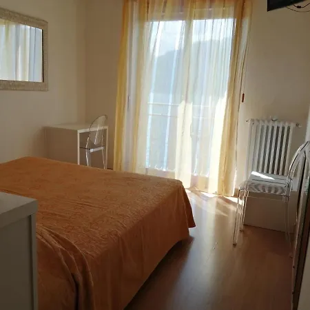 卡萨萨托利住宿加早餐旅馆 2* 马尔切西内